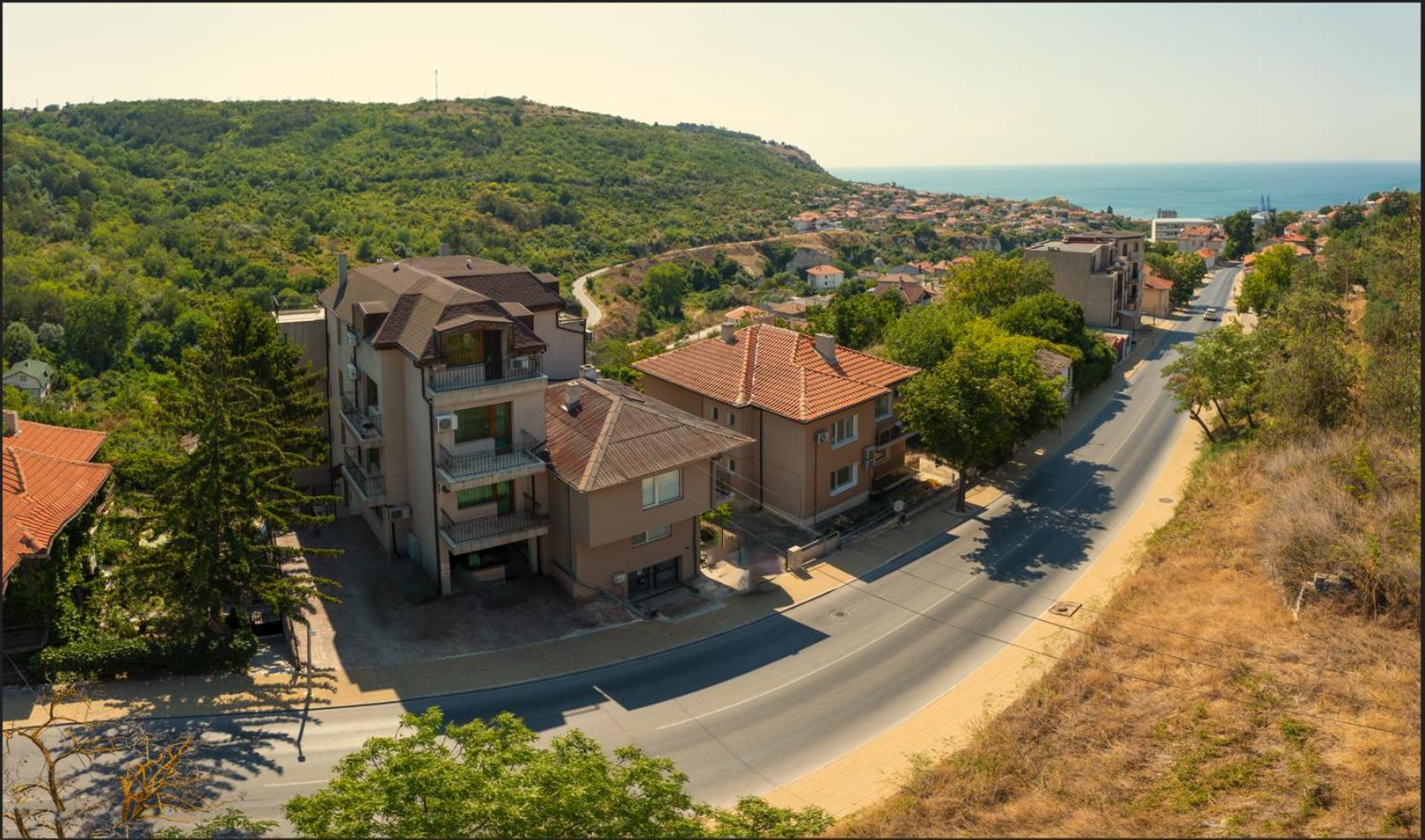 Apartments Vista Balchik Bagian luar foto